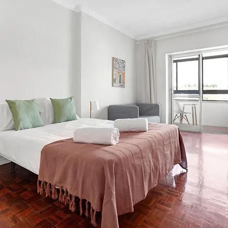 Wonderful Shared In Alfornelos - Near Metro! Gasthuis *